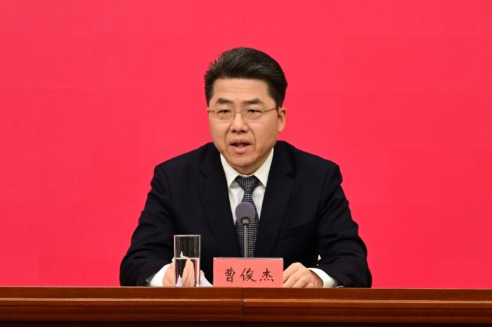 曹俊杰.jpg