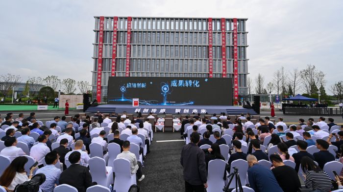 研究院2.jpg