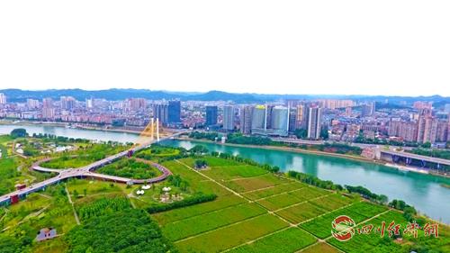 鸟瞰新南充（张力 摄）.jpg